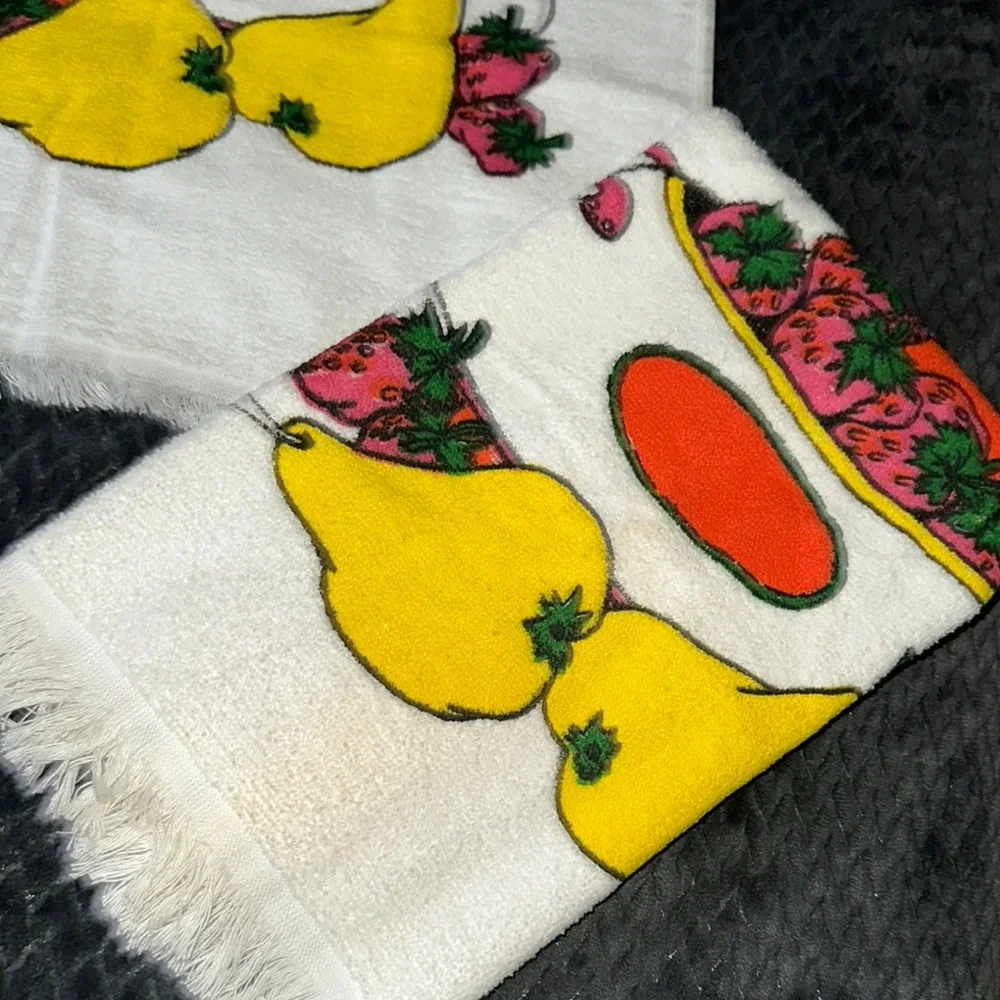 Colorful Fruit Pattern Towels set of 2 retro vintage dish towels